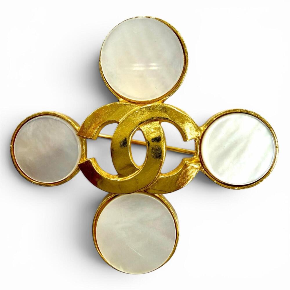 CHANEL Vintage Gold Logo Brooch